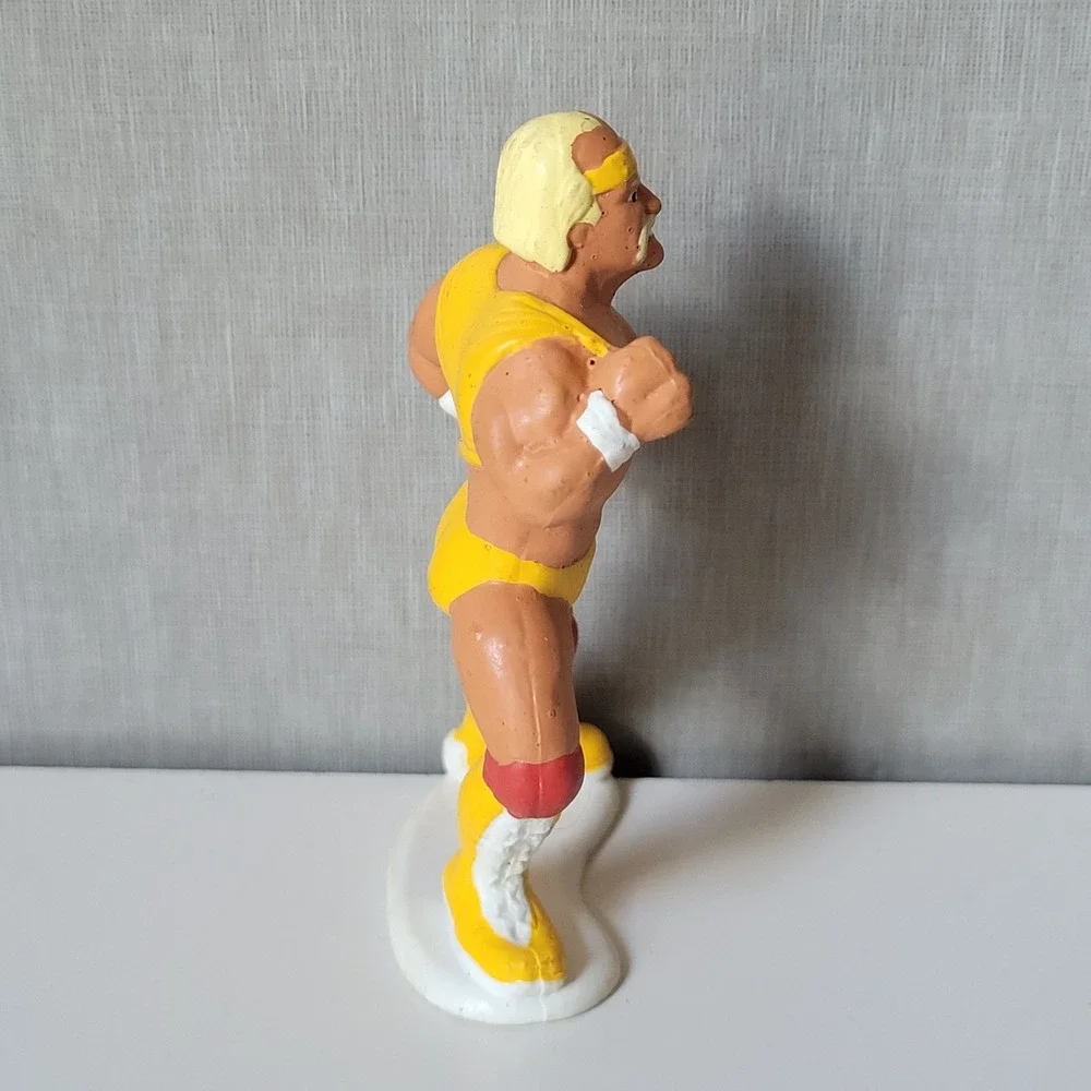 Applause Hulk Hogan Action Figure Unisex 3.5